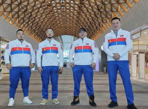 Гараар татах хүчний спортын тамирчид дэлхийн цомд өрсөлдөнө
